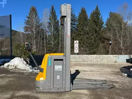 Apilador eléctrico 2019  Jungheinrich EJC 212z - 470DZ (2)