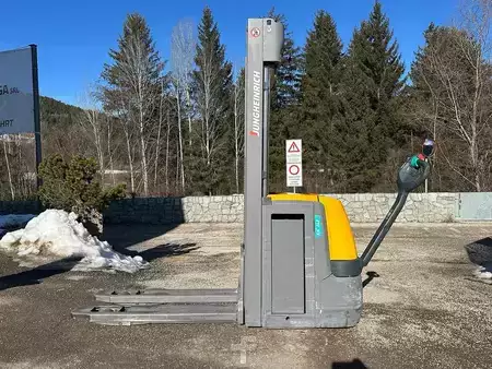 Apilador eléctrico 2019  Jungheinrich EJC 212z - 470DZ (5)