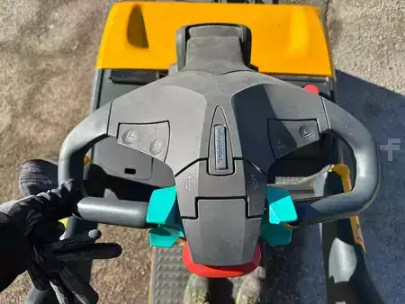 Apilador conductor incorporado 2024  Jungheinrich ERE 120 (7)