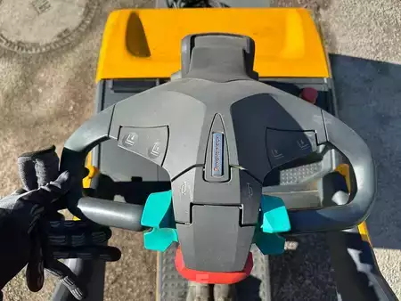 Apilador conductor incorporado 2024  Jungheinrich ERE 120 (7)