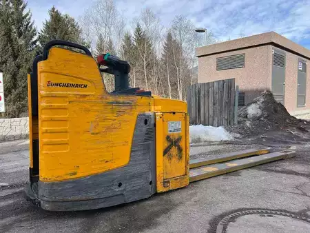 Stacker stå på 2016  Jungheinrich ERE 225 - 2400mm (1)