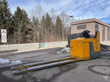 Stacker stå på 2016  Jungheinrich ERE 225 - 2400mm (4)