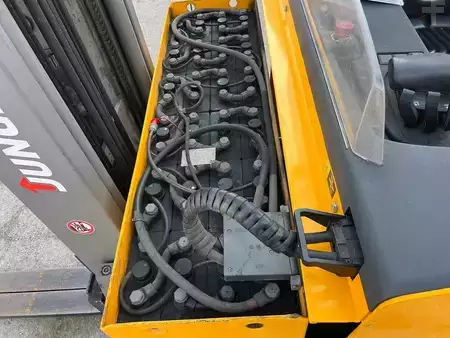 Chariots à mât rétractable 2018  Jungheinrich ETV C16 - 590DZ (8)