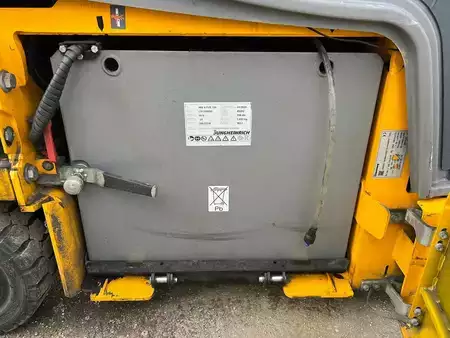 Elektrisk- 4 hjul 2020  Jungheinrich EFG 320 - 464DZ (9)