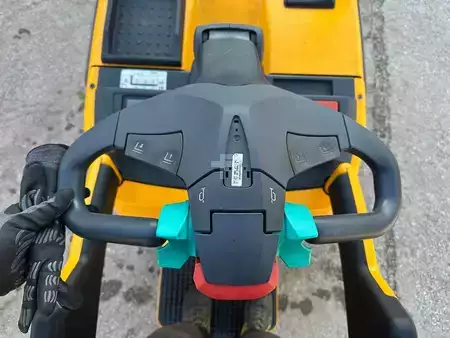 Apilador conductor incorporado 2018  Jungheinrich ERC 212 - 360ZT (7)
