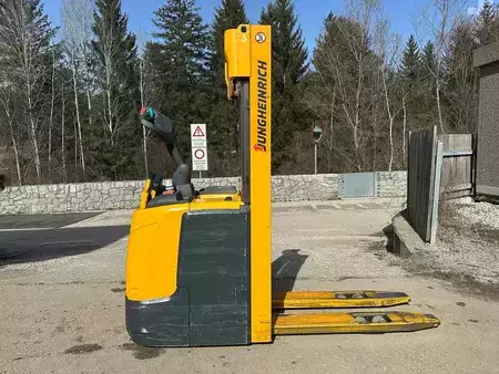 Fahrerstandstapler 2015  Jungheinrich ERC 214 - 290ZT (2)