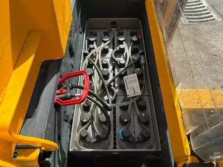 Fahrerstandstapler 2015  Jungheinrich ERC 214 - 290ZT (9)