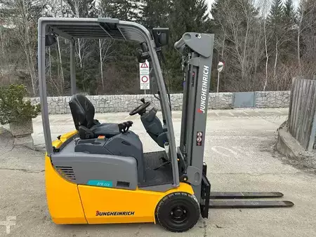 Chariots électriques à 3 roues 2019  Jungheinrich EFG 113 - 310ZT (5)