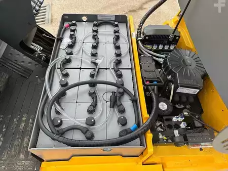 Chariots électriques à 3 roues 2019  Jungheinrich EFG 113 - 310ZT (9)