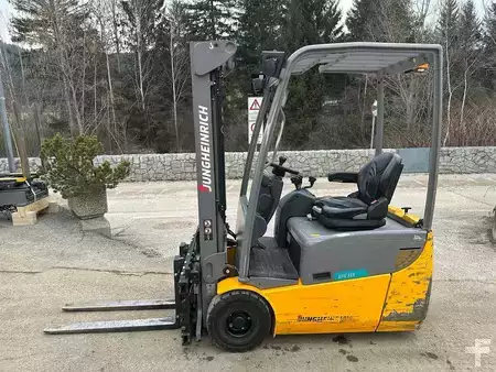 Carrelli elettrici 3 ruote 2019  Jungheinrich EFG 115 - 330ZZ (2)