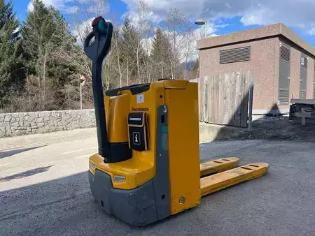 Lavansiirtovaunu 2020  Jungheinrich EJE C20 (1)