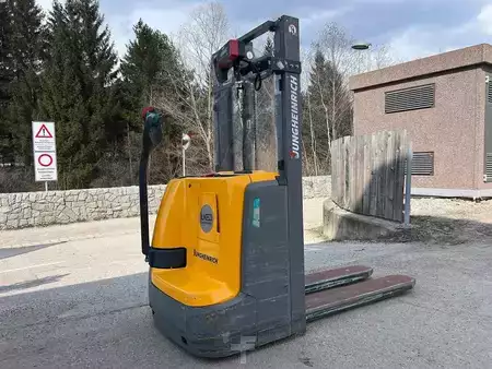 Stapelaars 2018  Jungheinrich EJC 110 - 250ZT (1)