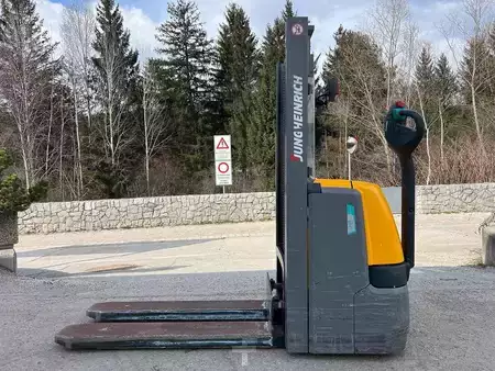 Stapelaars 2018  Jungheinrich EJC 110 - 250ZT (5)