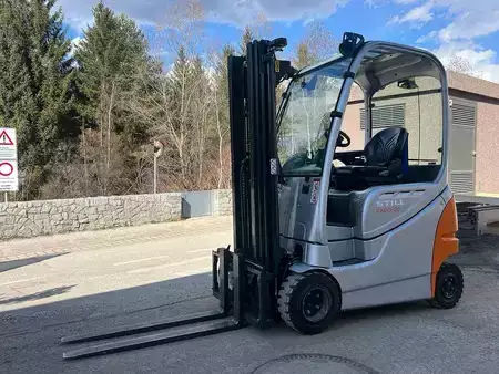 Chariots électriques à 4 roues 2016  Still RX60-20 - 4765mm (1)