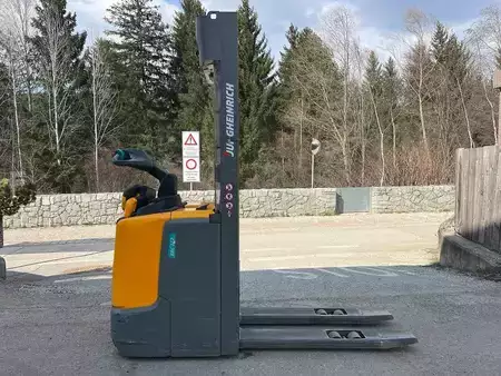 Gerbeurs à conducteur porté debout 2020  Jungheinrich ERC 212 - 320ZT (2)