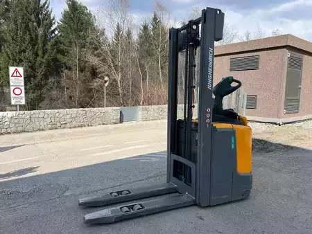 Gerbeurs à conducteur porté debout 2020  Jungheinrich ERC 212 - 320ZT (4)