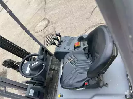 Carrelli elettrici 3 ruote 2019  Jungheinrich EFG 115 - 330ZZ (7)