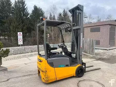 Carrelli elettrici 3 ruote 2018  Jungheinrich EFG 115 - 650DZ (4)