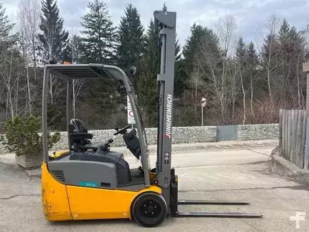 Carrelli elettrici 3 ruote 2018  Jungheinrich EFG 115 - 650DZ (5)