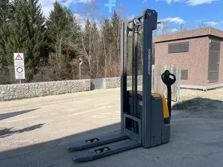 Gerbeurs 2021  Jungheinrich EJC 112 - 360ZT (4)