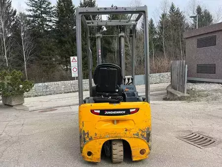 Chariots électriques à 3 roues 2020  Jungheinrich EFG 115 - 360ZT (3)