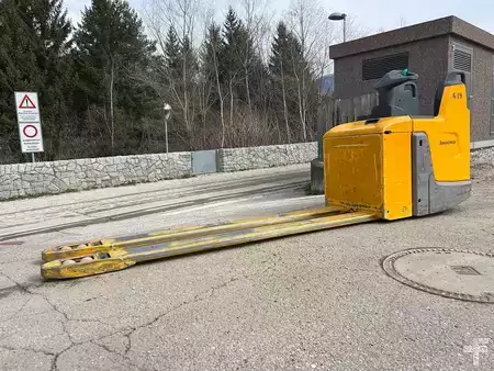 Gerbeurs à conducteur porté debout 2023  Jungheinrich ERE 225 - 2400mm (4)