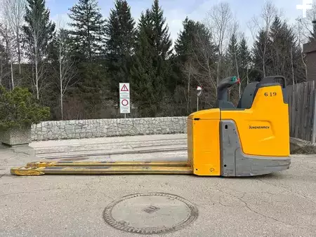 Gerbeurs à conducteur porté debout 2023  Jungheinrich ERE 225 - 2400mm (5)