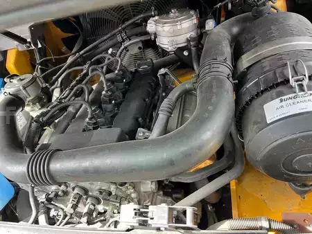 Chariots élévateurs GPL 2018  Jungheinrich TFG 550s - 509ZZ (10)