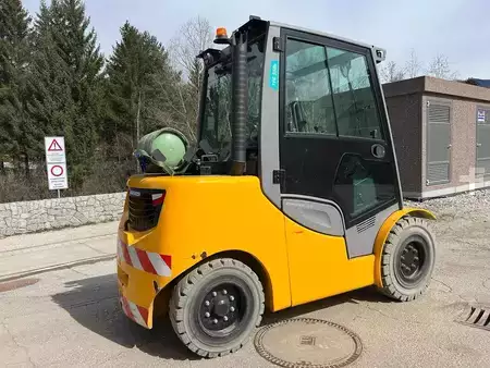 Chariots élévateurs GPL 2018  Jungheinrich TFG 550s - 509ZZ (4)