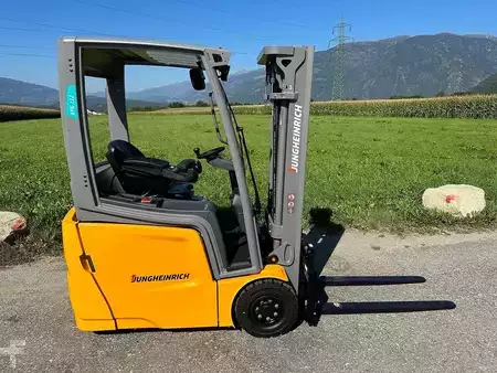 Eléctrica de 3 ruedas 2023  Jungheinrich EFG 112 - 440DZ NEW (5)