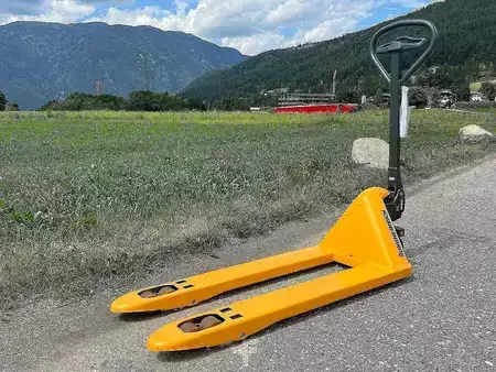 Haarukkavaunu 2022  Jungheinrich AM 22 - QUICK LIFT - TANDEM (4)