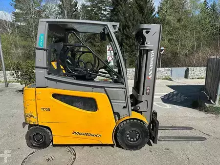 Carrelli elettrici 4 ruote 2019  Jungheinrich EFG 425k - 440DZ (5)