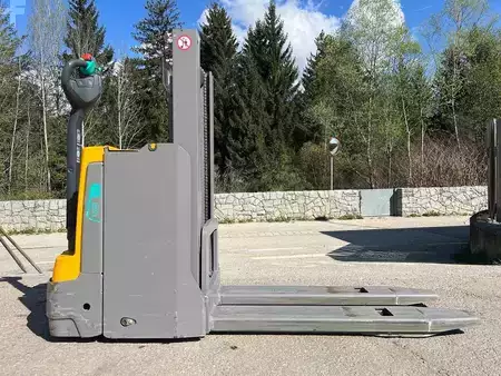 Stacker pedestre 2019  Jungheinrich EJD 120 - 166ZT (2)