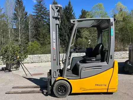 Chariots électriques à 3 roues 2018  Jungheinrich EFG 218k - 550DZ (2)