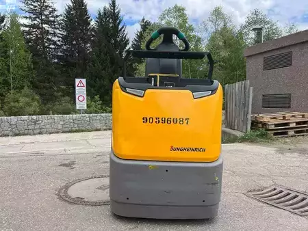 Wózki z platformą operatora 2019  Jungheinrich ECE 225HP - 2400mm (3)
