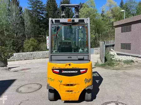 Carrelli elettrici 4 ruote 2018  Jungheinrich EFG 425k - 470ZT (3)