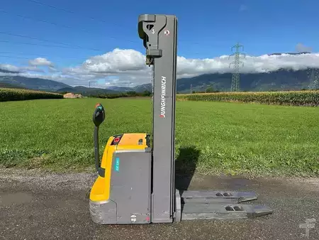Stoccatori 2020  Jungheinrich EJC 230 - 462DZ (2)