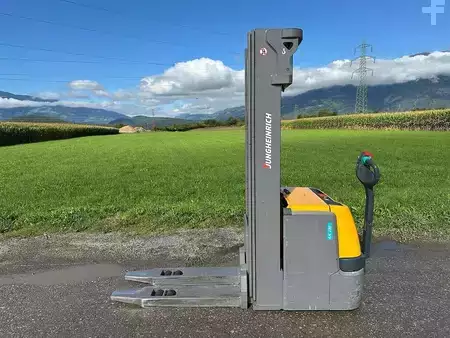 Stoccatori 2020  Jungheinrich EJC 230 - 462DZ (5)