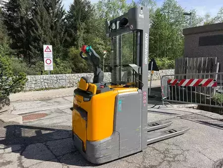 Fahrerstandstapler 2019  Jungheinrich ERC 212 - 430DZ (1)