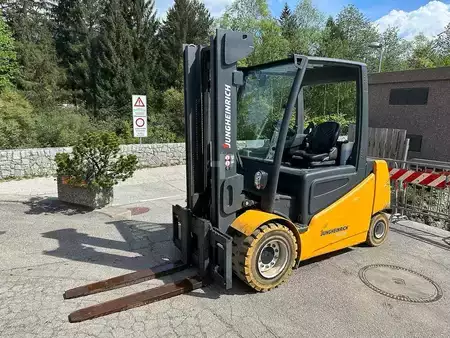 El Truck - 4-hjul 2014  Jungheinrich EFG 550 - 350ZT (1)