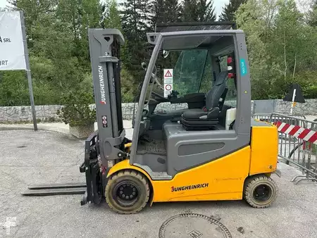 Chariots électriques à 4 roues 2019  Jungheinrich EFG S30 - 500DZ (2)