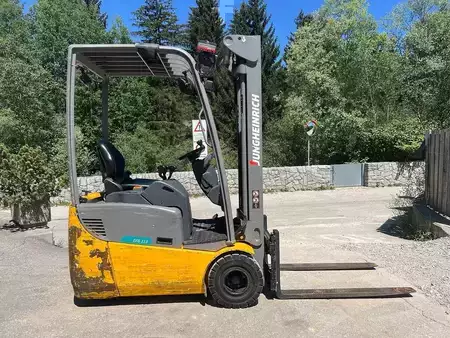 Carrelli elettrici 3 ruote 2016  Jungheinrich EFG 113 - 500DZ (5)