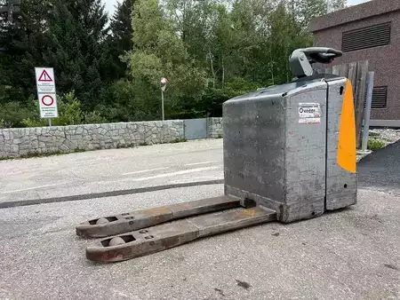 Wózki z platformą operatora 2016  Still EXU SF 20 (4)