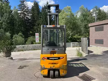 Carrelli elettrici 3 ruote 2018  Jungheinrich EFG 218k - 800DZ (3)