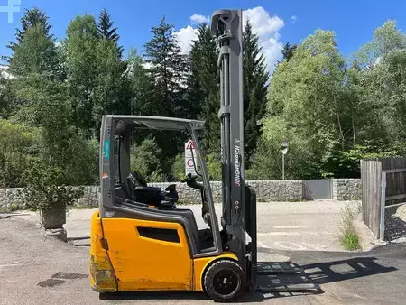 Carrelli elettrici 3 ruote 2018  Jungheinrich EFG 218k - 800DZ (5)