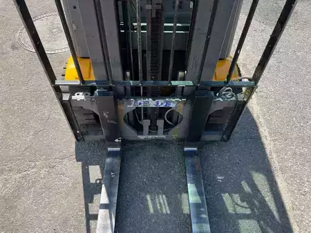 Carrelli elettrici 3 ruote 2018  Jungheinrich EFG 218k - 800DZ (6)