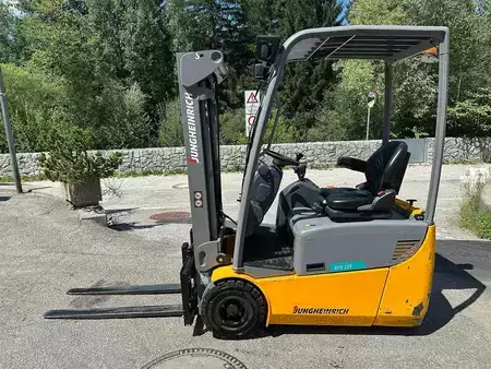 Eléctrico - 3 rodas 2019  Jungheinrich EFG 115 - 435DZ (2)