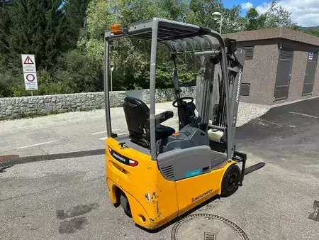 Eléctrico - 3 rodas 2019  Jungheinrich EFG 115 - 435DZ (4)