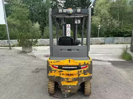 Carrelli elettrici 4 ruote 2019  Jungheinrich EFG 320 - 470DZ (3)