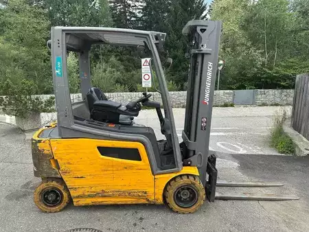 Carrelli elettrici 4 ruote 2019  Jungheinrich EFG 320 - 470DZ (5)
